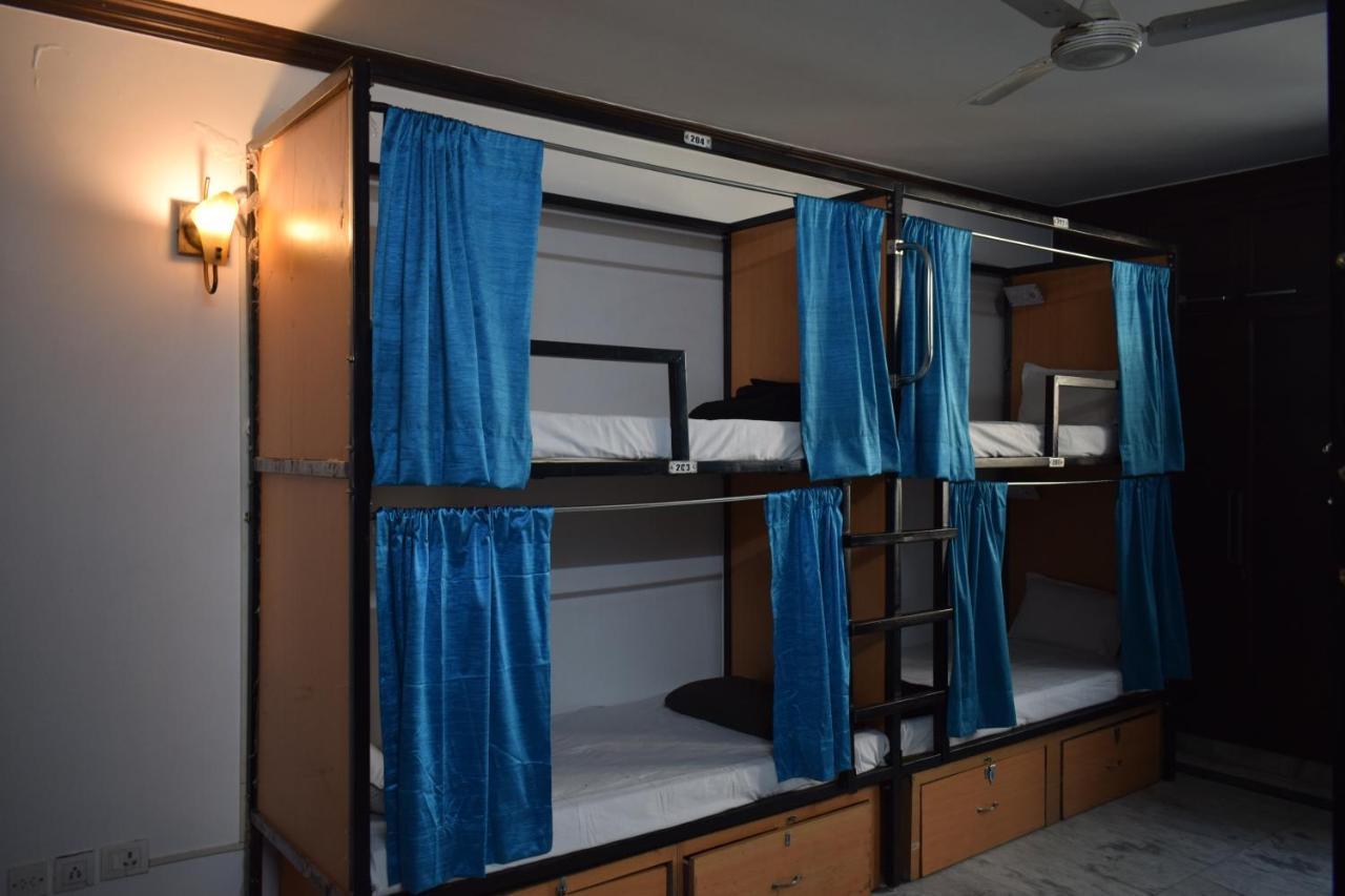 Bunkmates Hostel New Delhi Bagian luar foto