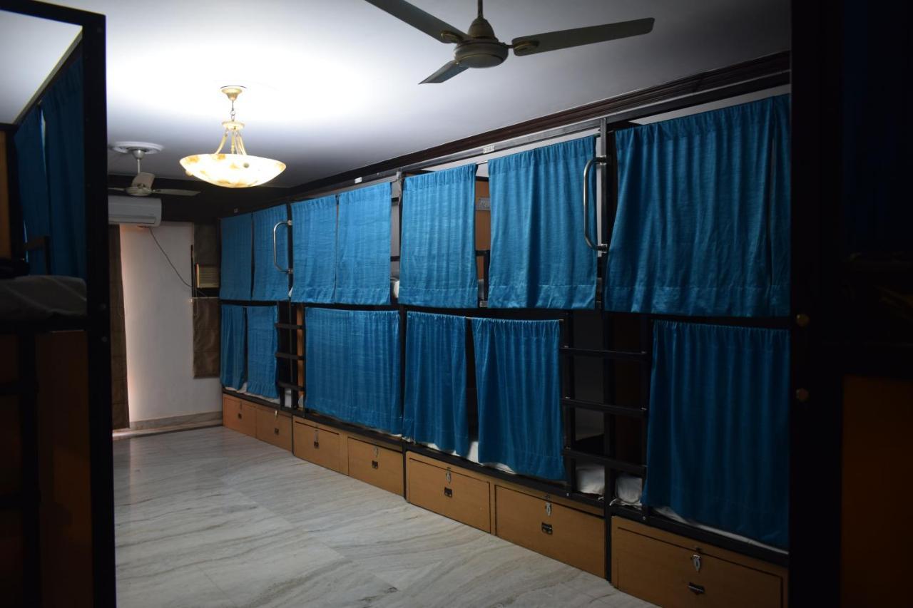 Bunkmates Hostel New Delhi Bagian luar foto